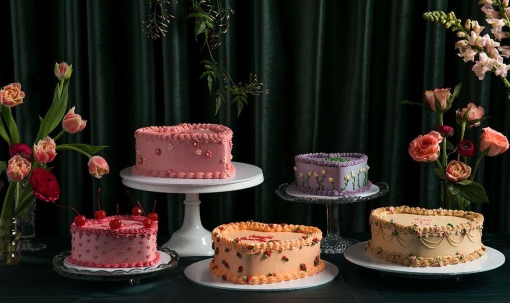 Rose love heart cake